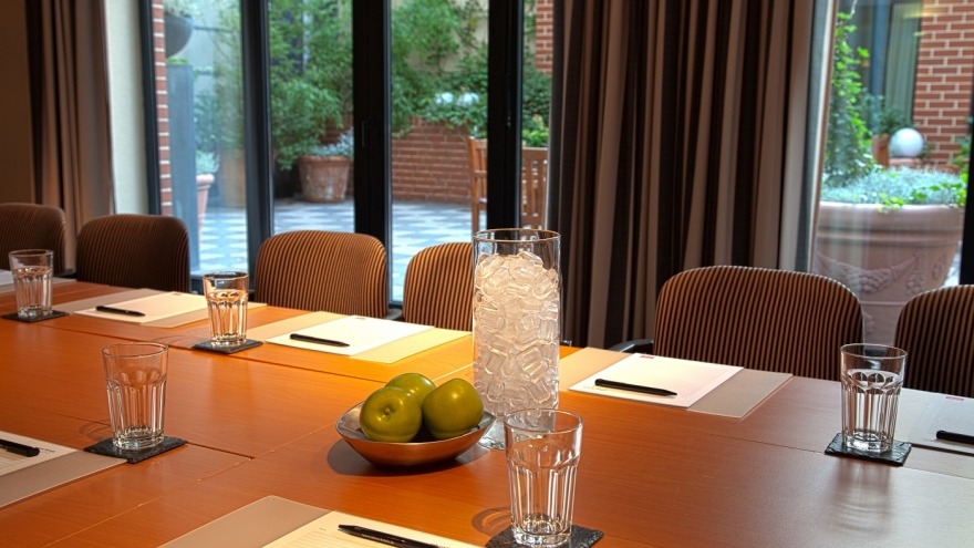 Tagungsraum Düsseldorf Blocktafel relexa hotel Berlin - Tagungsraum Düsseldorf Blocktafel